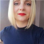 Psicologa clinica impartisce lezioni in Scienze sociali